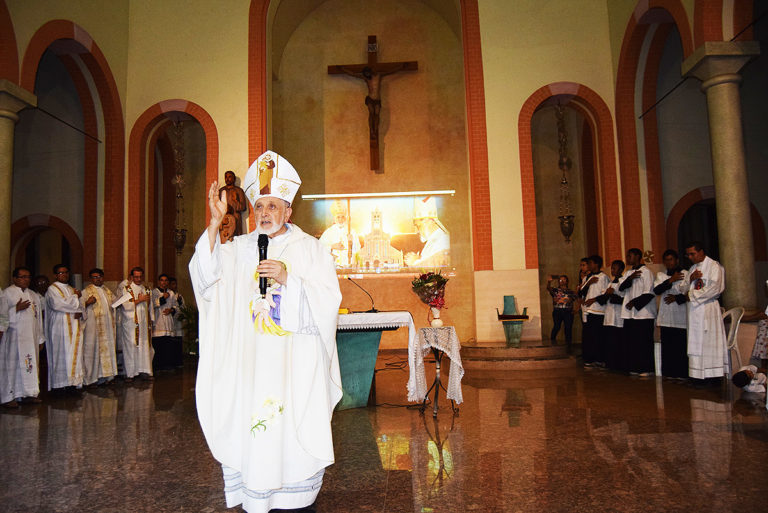 Celebração dos 19 anos de bispo e despedida de Dom Franco Cuter