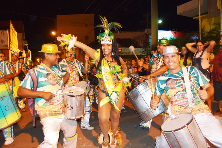 Unidos da Vila Kenedy: O brilho do carnaval grajauense