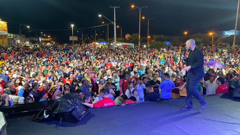 Cerca de 10 mil pessoas participam da Cruzada Internacional de Fé e Milagres em Grajaú