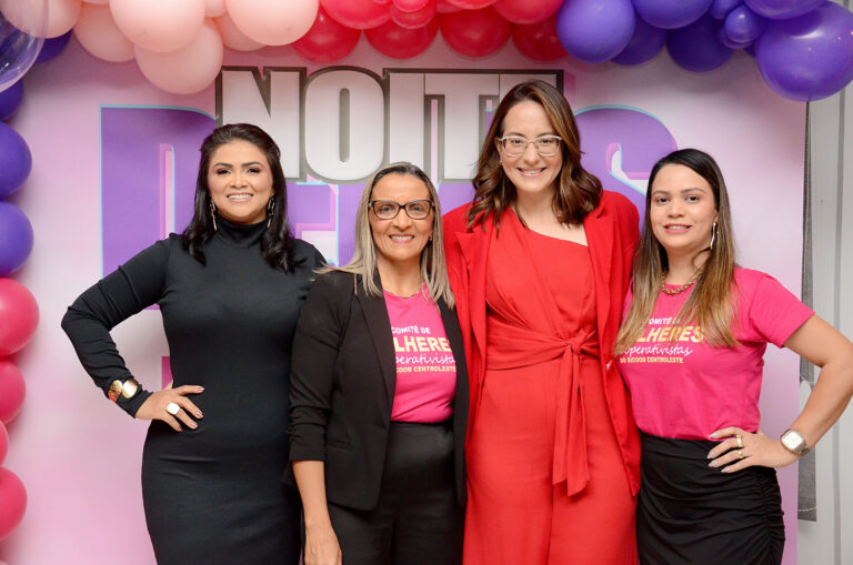 “Noite Delas” evento do Comitê de Mulheres do Sicoob Centroleste